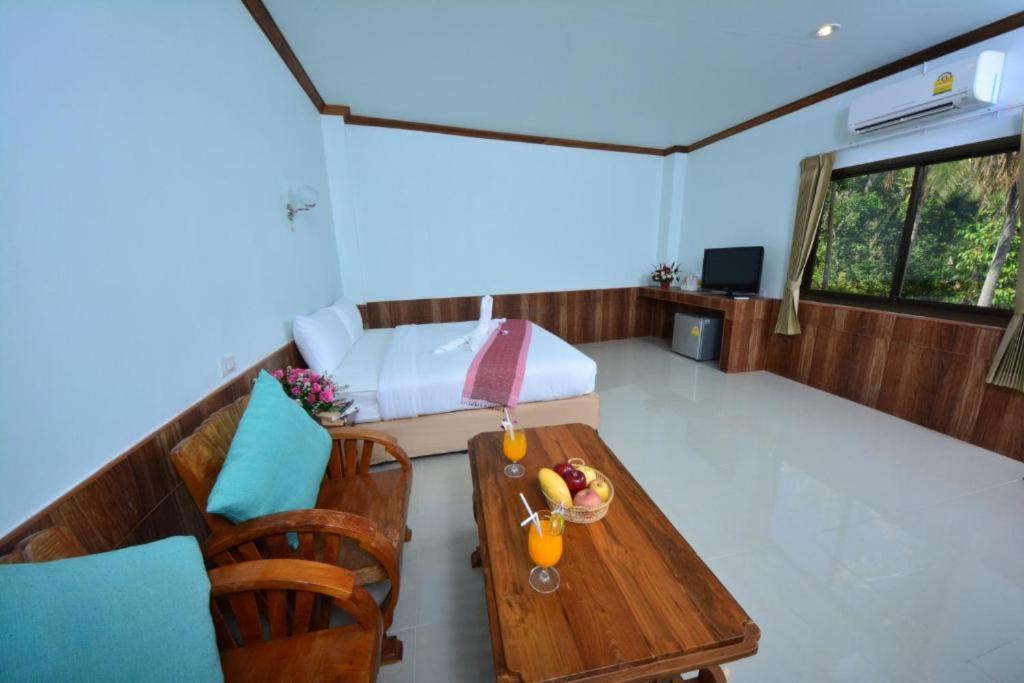 Haad Yao Bayview Hotel Ko Pha Ngan Room photo